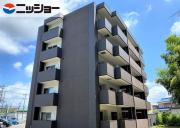 SQUARE i