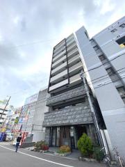 南海本線難波駅まで徒歩4分