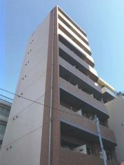 ＪＲ山手線新大久保駅まで徒歩1分