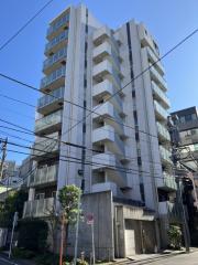 東京メトロ日比谷線六本木駅まで徒歩3分
