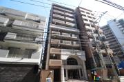 地下鉄七隈線天神南駅まで徒歩8分