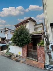 近鉄難波・奈良線瓢箪山駅まで徒歩22分