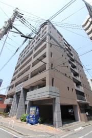 西鉄天神大牟田線西鉄平尾駅まで徒歩2分