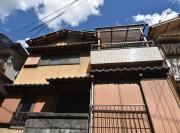 ペットOKガレージ付の国分駅近一戸建