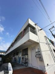 近鉄難波・奈良線瓢箪山駅まで徒歩24分