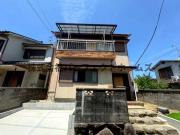 丘の上にある 春のLa torta