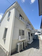 南海本線湊駅まで徒歩18分