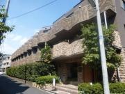 京王線芦花公園駅まで徒歩1分