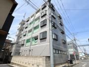 ＪＲ中央線三鷹駅までバス約9分 徒歩2分