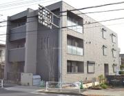 西武拝島線武蔵砂川駅まで徒歩16分