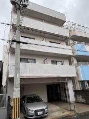 地下鉄谷町線田辺駅まで徒歩3分