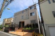 東急田園都市線駒沢大学駅まで徒歩3分