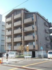 クラージュKAMAKURAYA