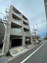 MAISON KOUMU