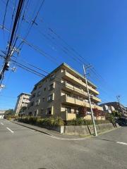 ブルーライン仲町台駅まで徒歩8分