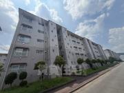 清和台住宅団地15号棟