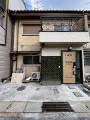 羽束師鴨川町350-6テラスハウス