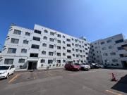 地下鉄南北線真駒内駅まで徒歩18分