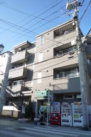東京メトロ千代田線北千住駅まで徒歩6分