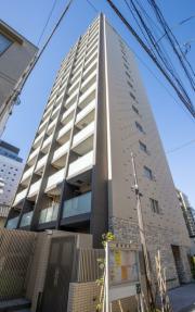 東京メトロ丸ノ内線新宿御苑前駅まで徒歩8分