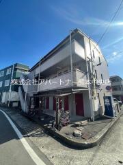 ハイウッド島崎B