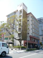 広島電鉄宇品線市役所前駅まで徒歩3分