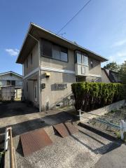 小名田町小滝H邸貸家