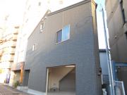 ガレージハウス東山町