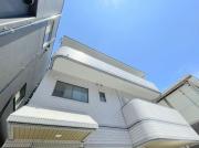 広島電鉄宇品線広電本社前駅まで徒歩2分