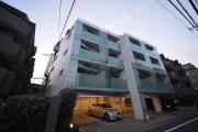 ＪＲ中央線西荻窪駅まで徒歩4分