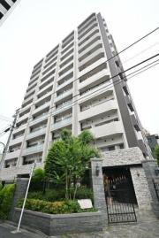 ＪＲ山手線新大久保駅まで徒歩3分
