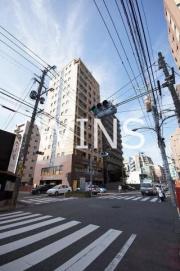 西鉄天神大牟田線西鉄平尾駅まで徒歩8分