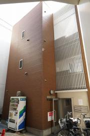 ＪＲ総武線（各駅停車）信濃町駅まで徒歩7分