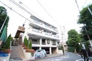 東京メトロ千代田線代々木上原駅まで徒歩10分