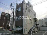 8HAUS