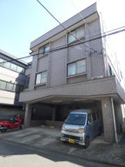 ファミールハイツ