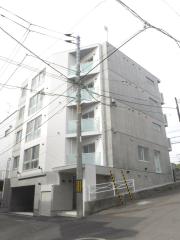 地下鉄東西線南郷１３丁目駅まで徒歩6分