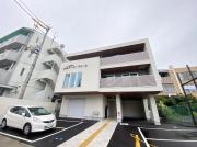 ＪＲ山陽本線朝霧駅までバス約10分 徒歩1分