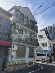 東京メトロ千代田線町屋駅まで徒歩4分