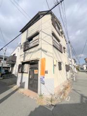 阪堺電気軌道阪堺線御陵前駅まで徒歩5分