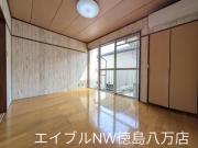 ＪＲ牟岐線二軒屋駅まで徒歩8分