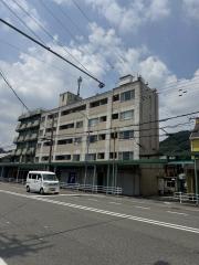 地下鉄西神・山手線大倉山駅まで徒歩18分