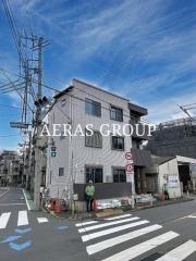 Kua Maison J