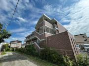 小田急小田原線東海大学前駅まで徒歩4分