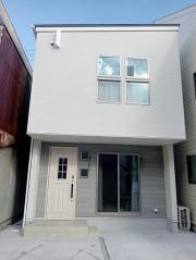 築地町 戸建住宅