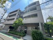 阪急宝塚線石橋阪大前駅まで徒歩6分