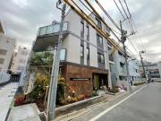 東京メトロ丸ノ内線四谷三丁目駅まで徒歩6分