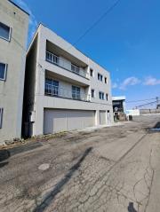 駅前テラスハウス