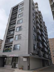 ファミール榴ヶ岡