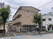 近鉄難波・奈良線河内小阪駅まで徒歩13分